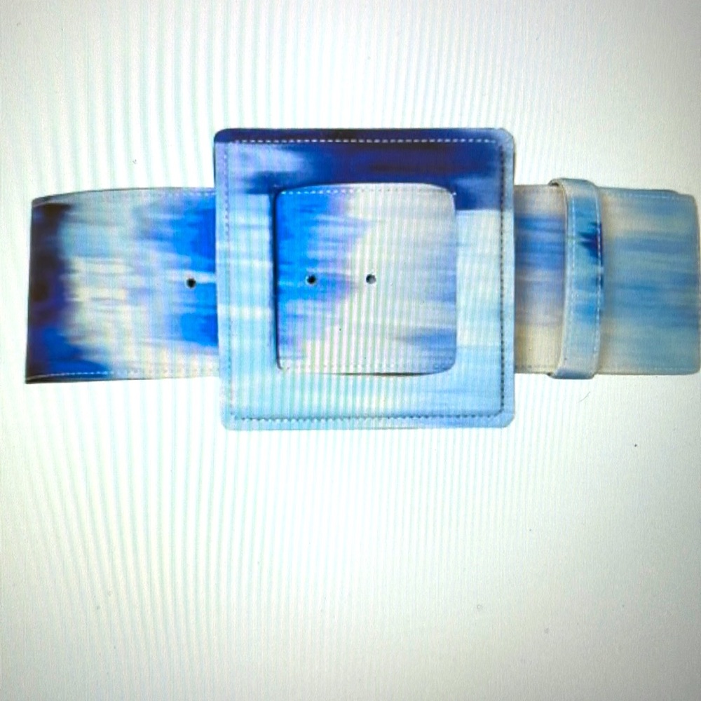 Carolina Herrera Digital Buckle belt